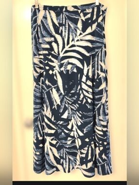 1X Full Length Navy White Maxi Skirt Blend FREE SHIPPING Roz & Ali Cruise Wear
